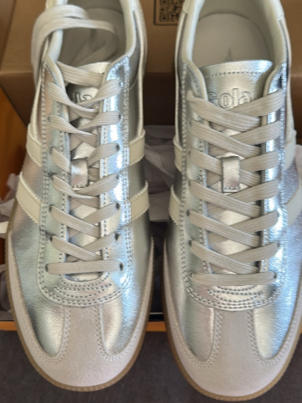 Gola Sneakers - Picture 2 of 2
